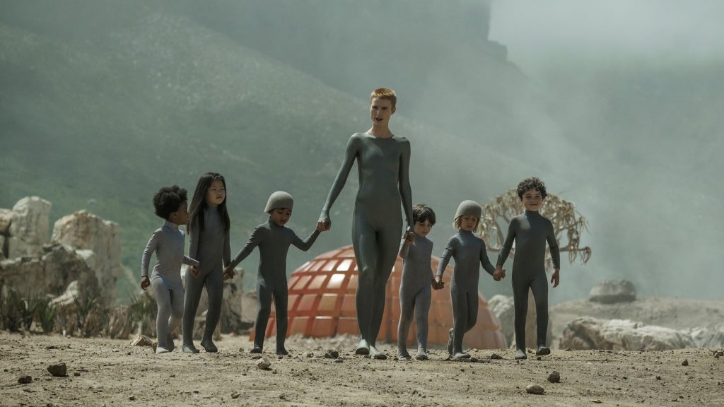 سریال بزرگ شده توسط گرگها 3 سریال بزرگ شده توسط گرگها