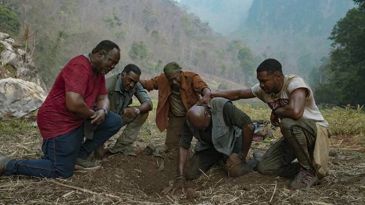 28 فیلم برتر در حال حاضر Netflix 7 فیلم Da 5 Bloods (2020)