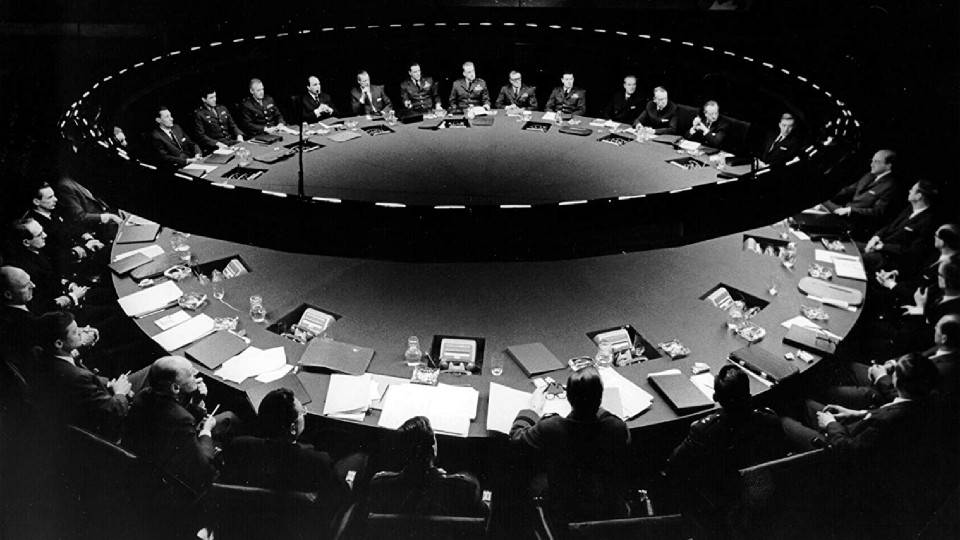 فیلم دکتر استرنج لاو