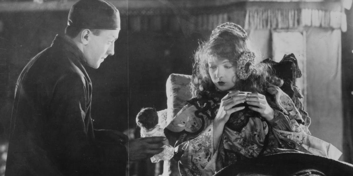 نقد فیلم شکوفههای پژمرده 1 فیلم شکوفههای پژمرده