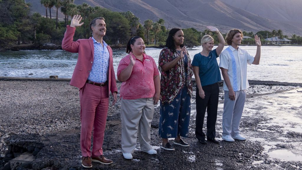 مینی سریال نیلوفر سفید: تعطیلاتی پر از درام و طنز تلخ 5 مینی سریال نیلوفر سفید