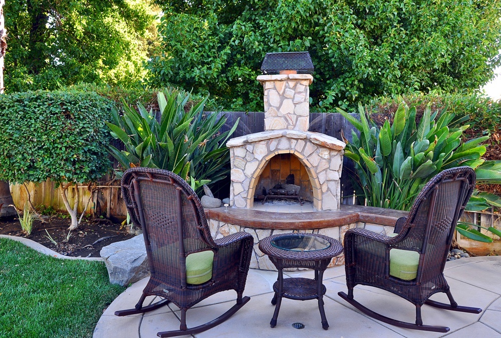 آموزش ساخت شومینه در فضای باز