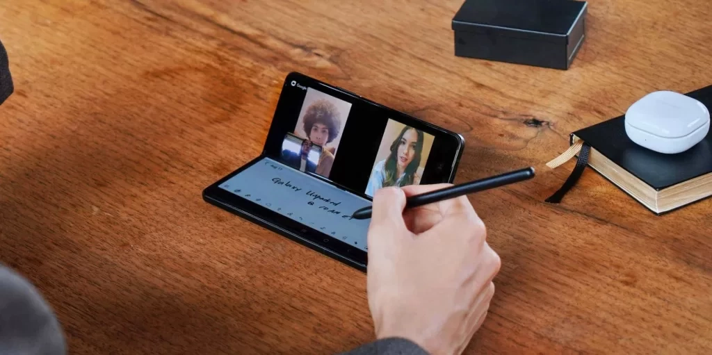 گوشی Samsung Galaxy Z Fold 3