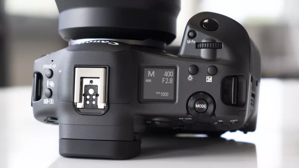 دوربین Canon EOS R3
