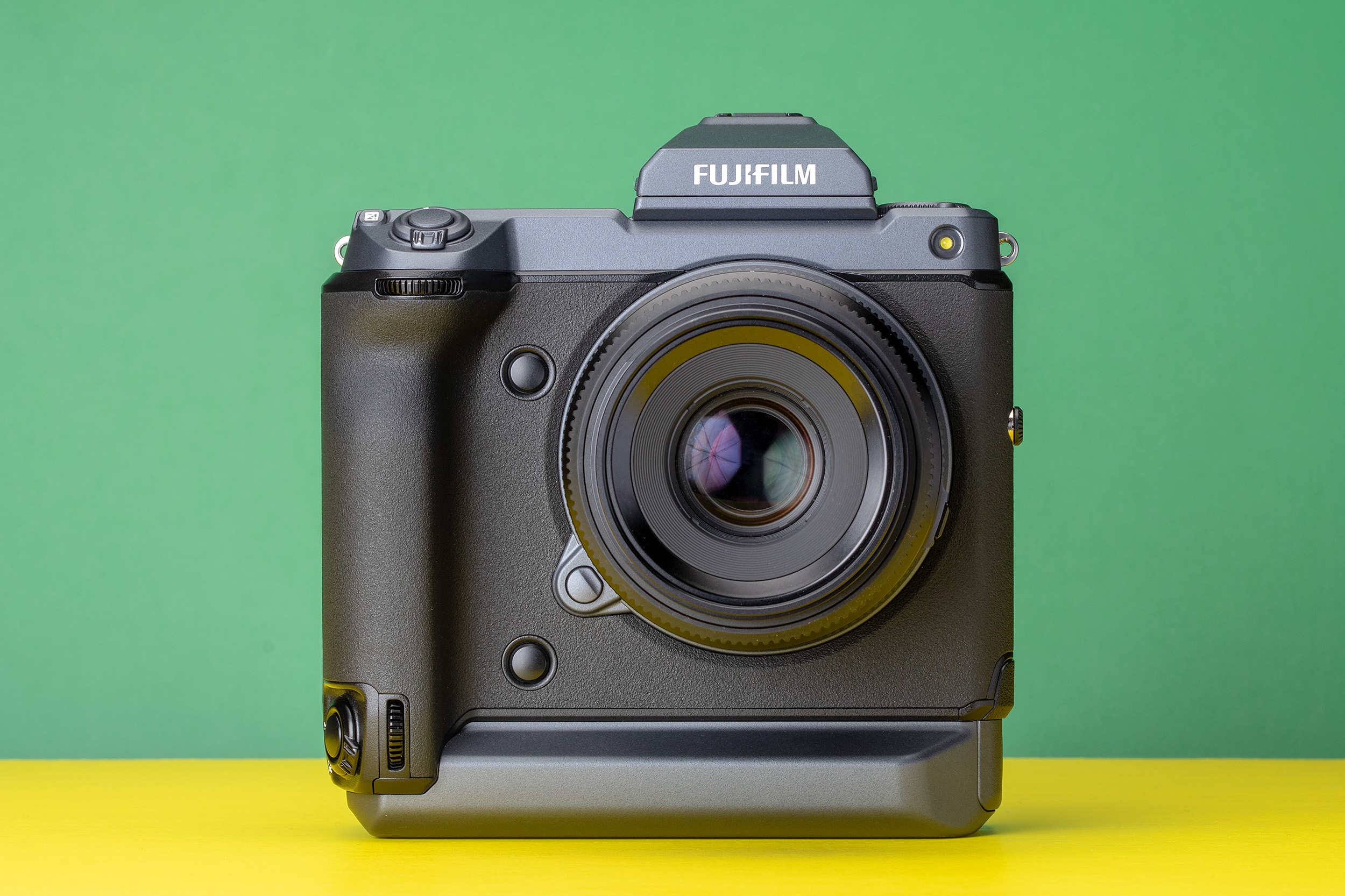 دوربین Fujifilm GFX 100