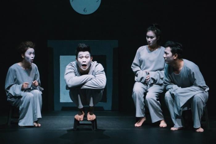 تئاتر ابزورد: 6 نمایشنامه ابزورد 2 ابزورد