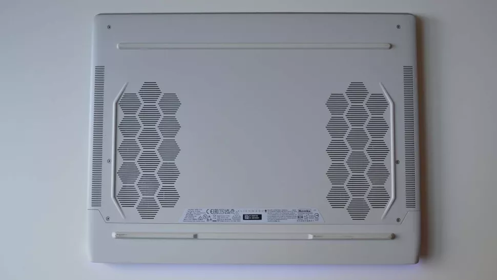 لپ تاپ Alienware x15 R1