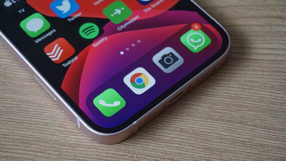 گوشی iPhone 13
