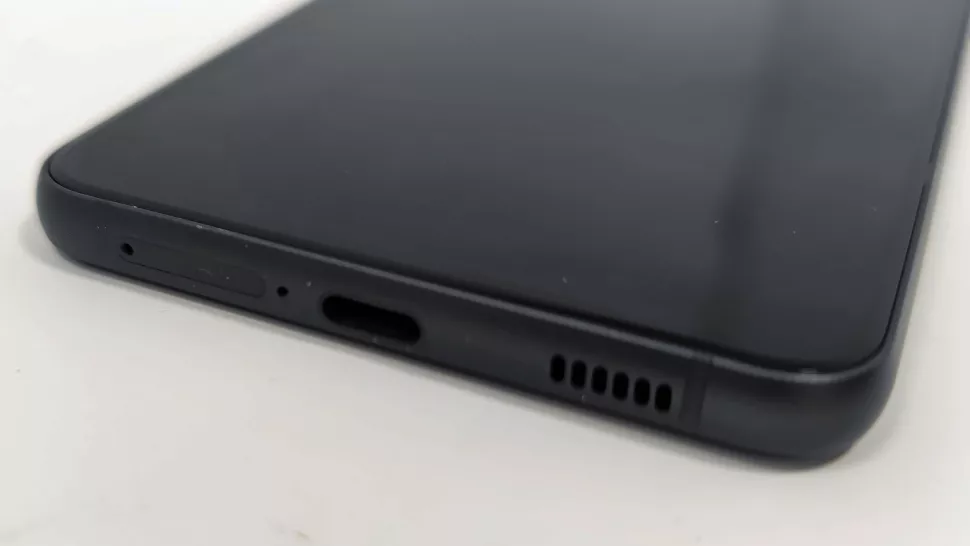 گوشی Samsung Galaxy S21 FE