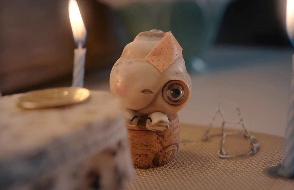 فیلم ارسل صدف با کفش‌های‌اش