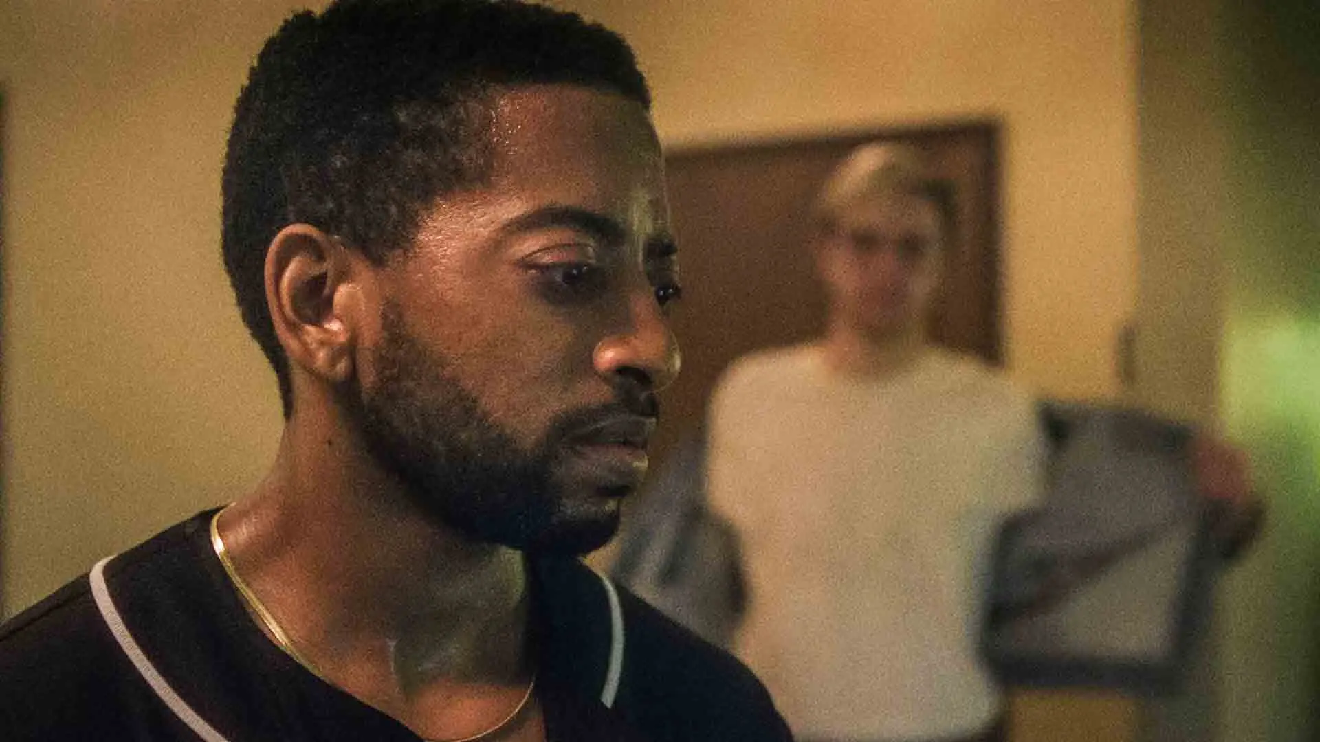 نقد سریال جفری دامر | هیولای میلواکی 4 نقد سریال جفری دامر