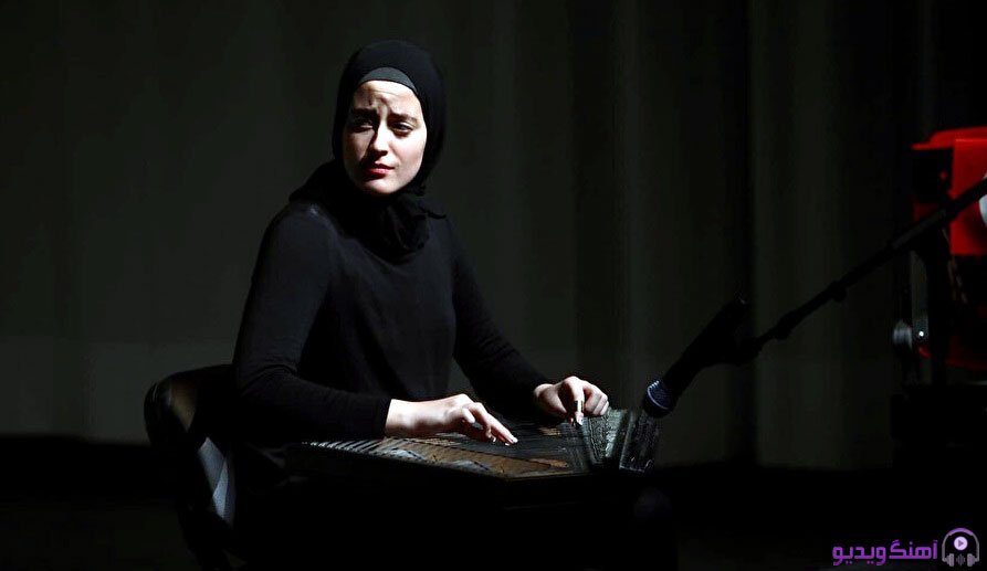 بیوگرافی خانم فرح فارسی