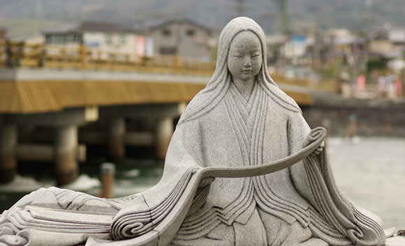 بیوگرافی کامل موراساکی شیکیبو: از دربار تا ادبیات جهانی 2 موراساکی شیکیبو