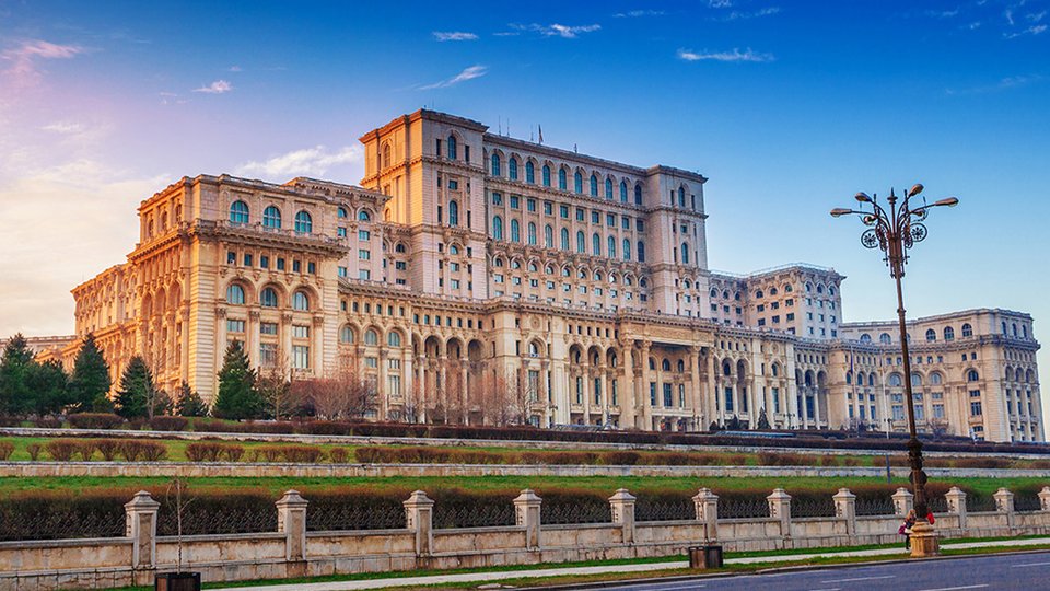 سفر به کشور رومانیا راهنمای برای ماجراجویی در سرزمین دراکولا 21 کشور رومانیا