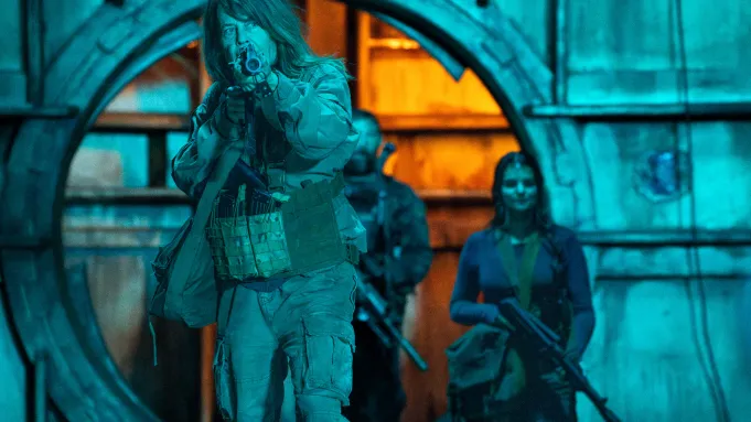 معرفی و نقد و بررسی فیلم اوسایریس | Osiris 2024 3 فیلم اوسایریس