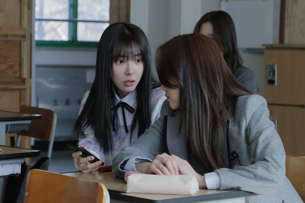 نقد و بررسی فیلم شغل خوب | The Good Job 2023 3 فیلم شغل خوب