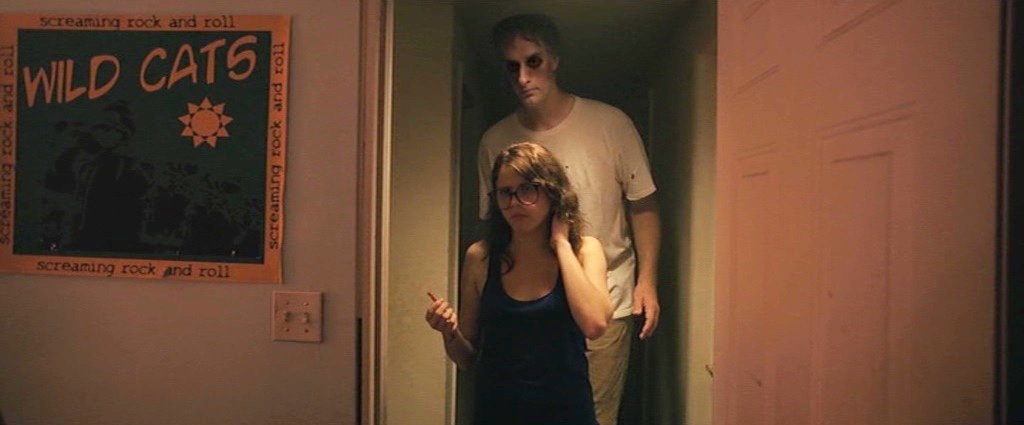 فیلم دنبالت می‌کنه