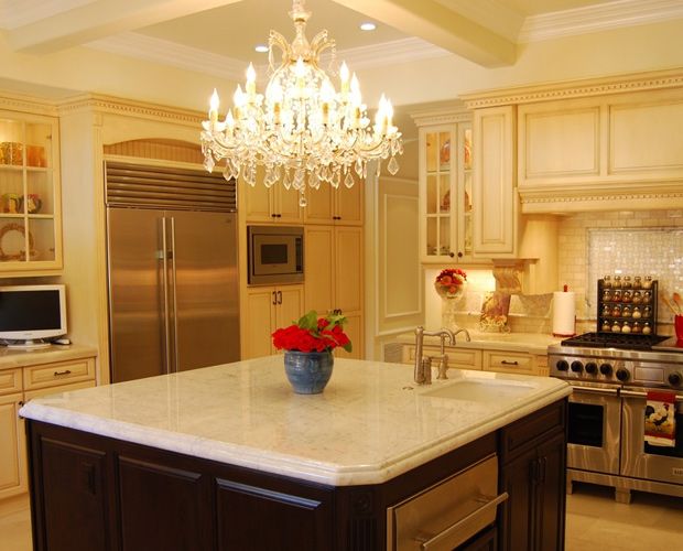 ۱۰ اشتباه رایج در خرید لوستر آشپزخانه و راهحل آنها 3 54b4a4e5 2895 4e59 ba2c 90492d55f409