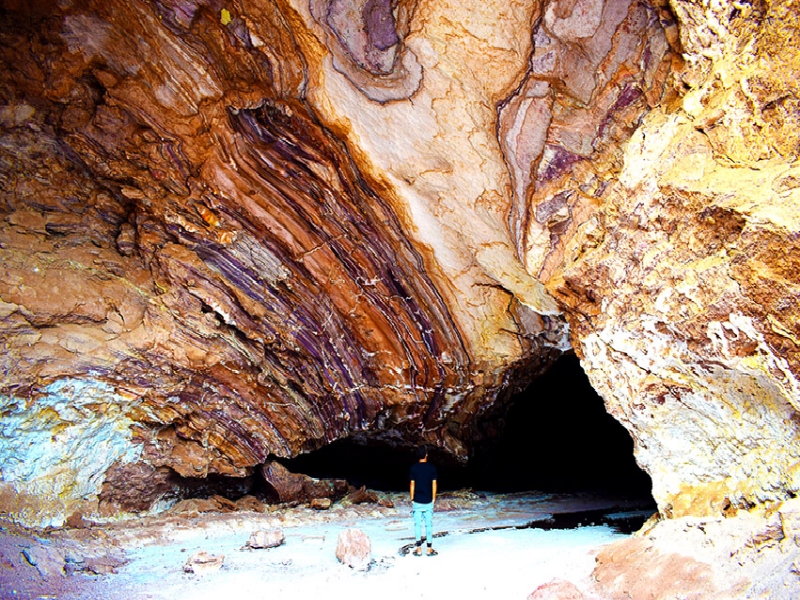 غار نمکدان قشم؛ طولانیترین غار نمکی جهان 2 c205c13a 7351 4378 b486 f600ebd0a1c1